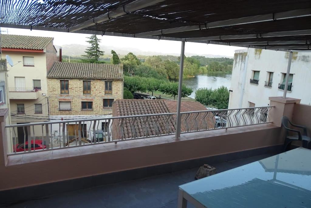 Willa Casa Acogedora Con Barbacoa Miravet Zewnętrze zdjęcie
