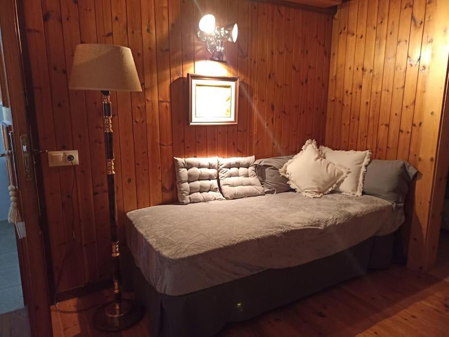 Willa Casa Acogedora Con Barbacoa Miravet Zewnętrze zdjęcie
