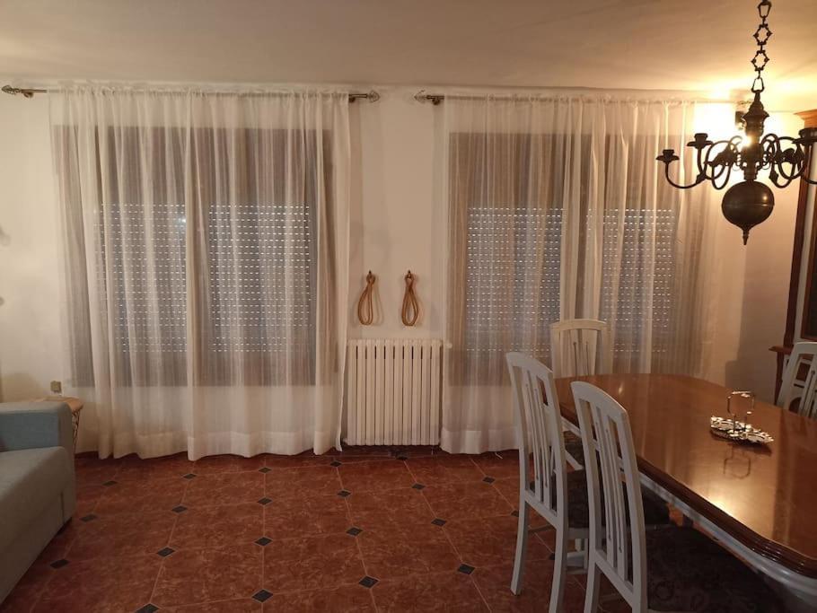 Willa Casa Acogedora Con Barbacoa Miravet Zewnętrze zdjęcie